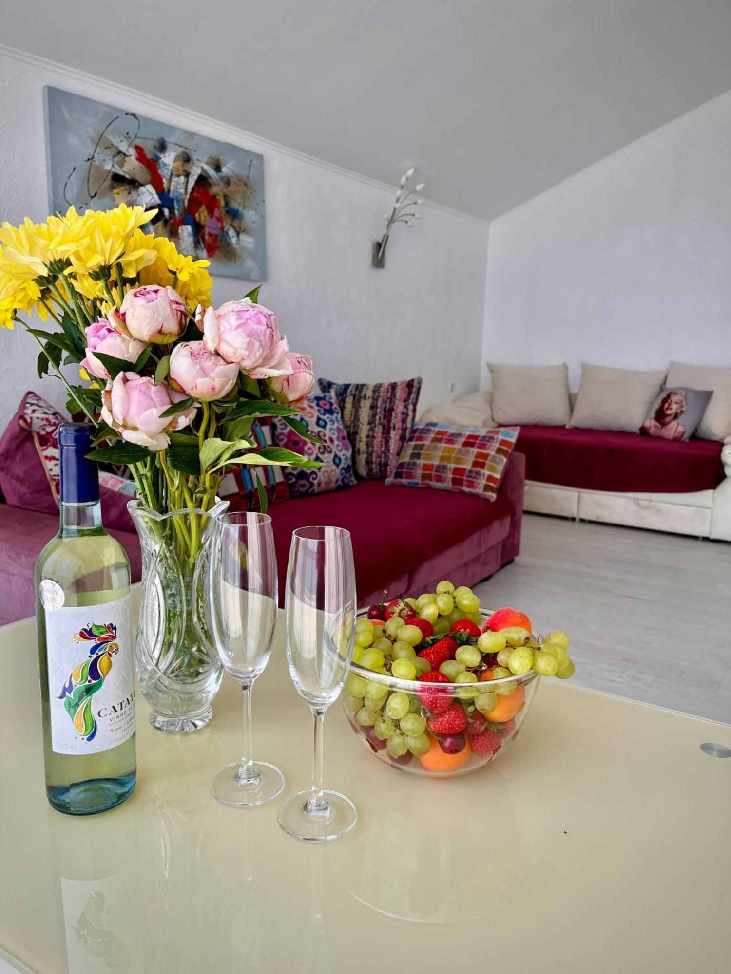 Done Kandybone Apartments Burlach'ya Balka Buitenkant foto
